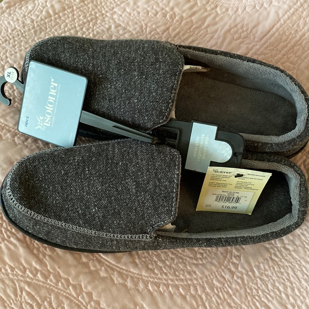 Isotoner slippers XL(11-12)